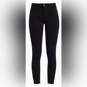 FRAME DENIM Black Le Skinny de Jeanne in size 31